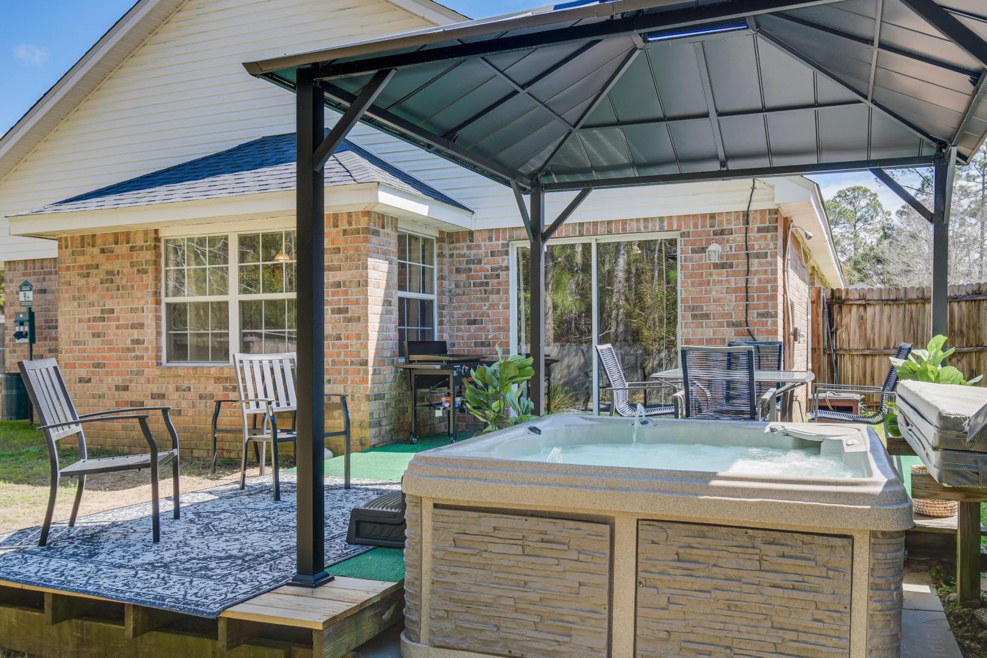Orange Beach Home With Hot Tub Less Than 2 Mi To The Wharf Dış mekan fotoğraf